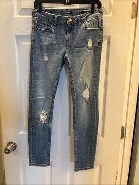 Vigoss The Jagger Light Blue Distressed Skinny Jeans